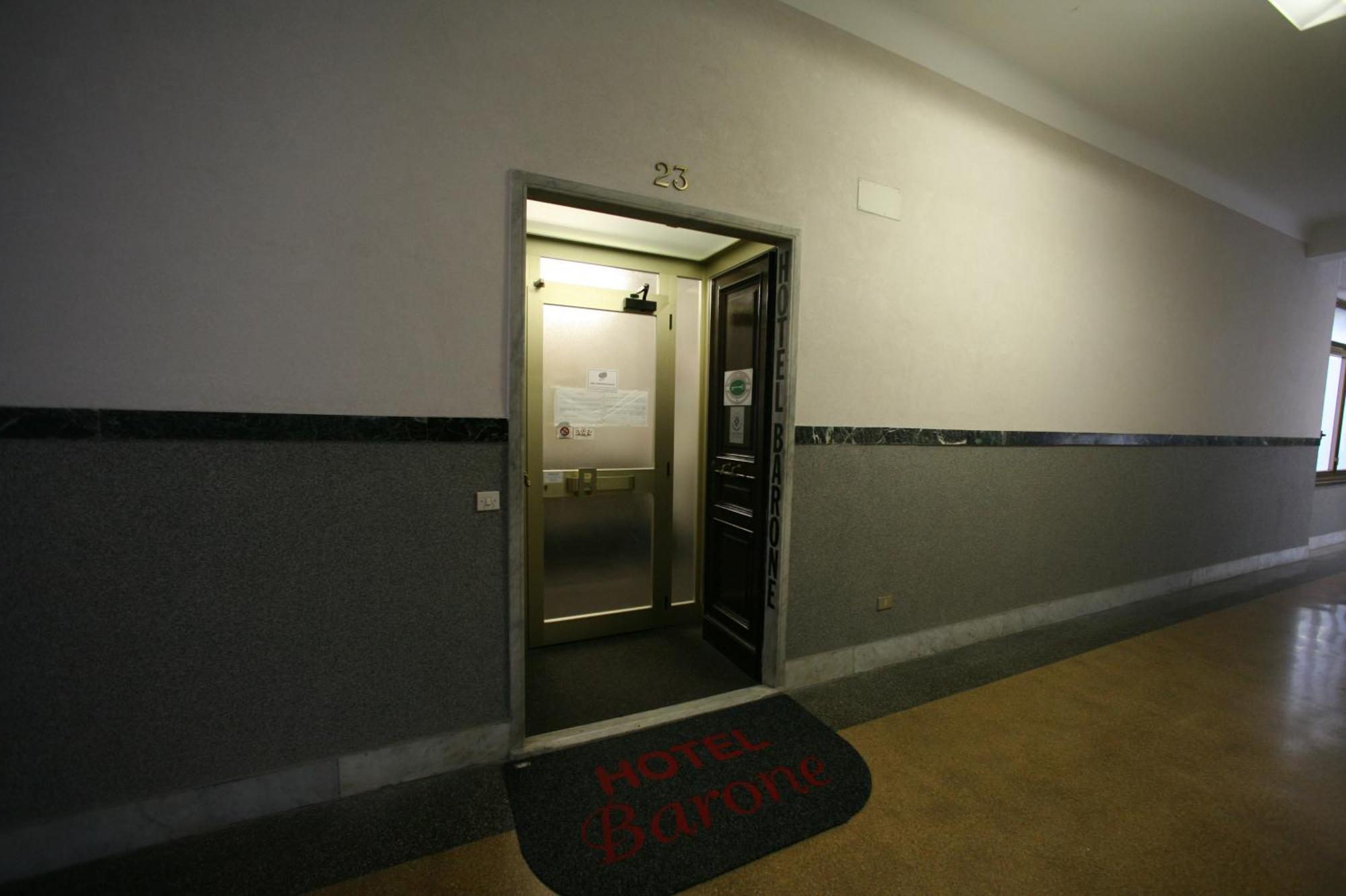 Hotel Barone Genoa Luaran gambar
