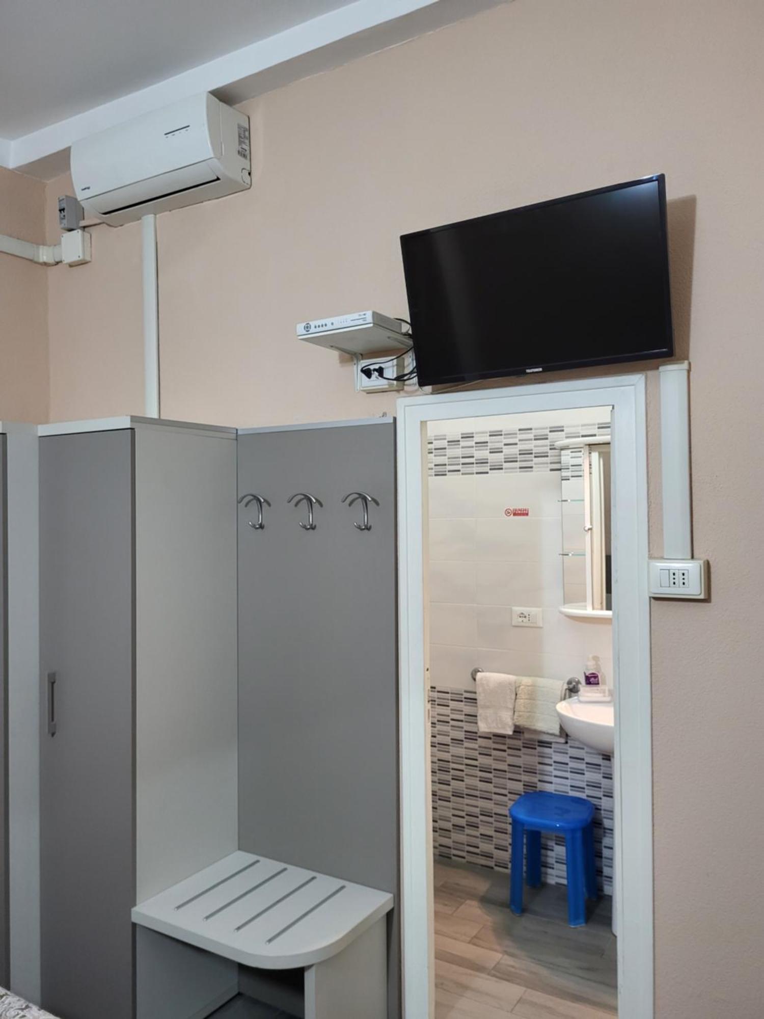 Hotel Barone Genoa Luaran gambar