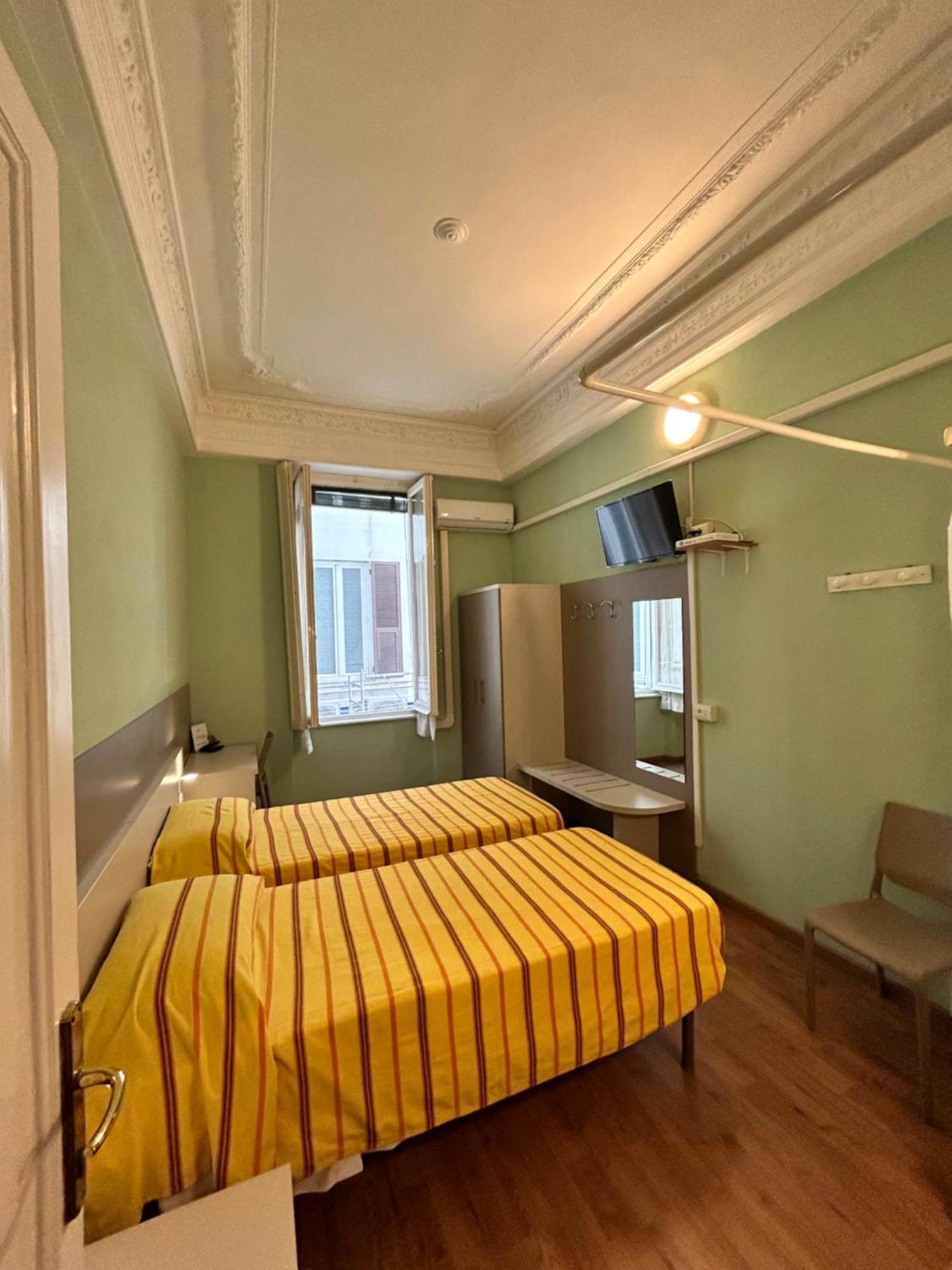 Hotel Barone Genoa Luaran gambar