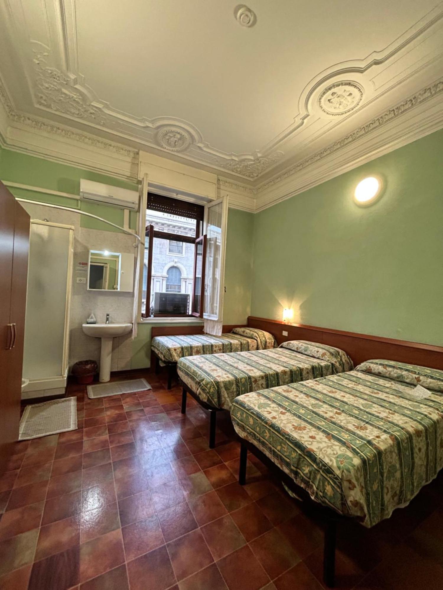 Hotel Barone Genoa Luaran gambar