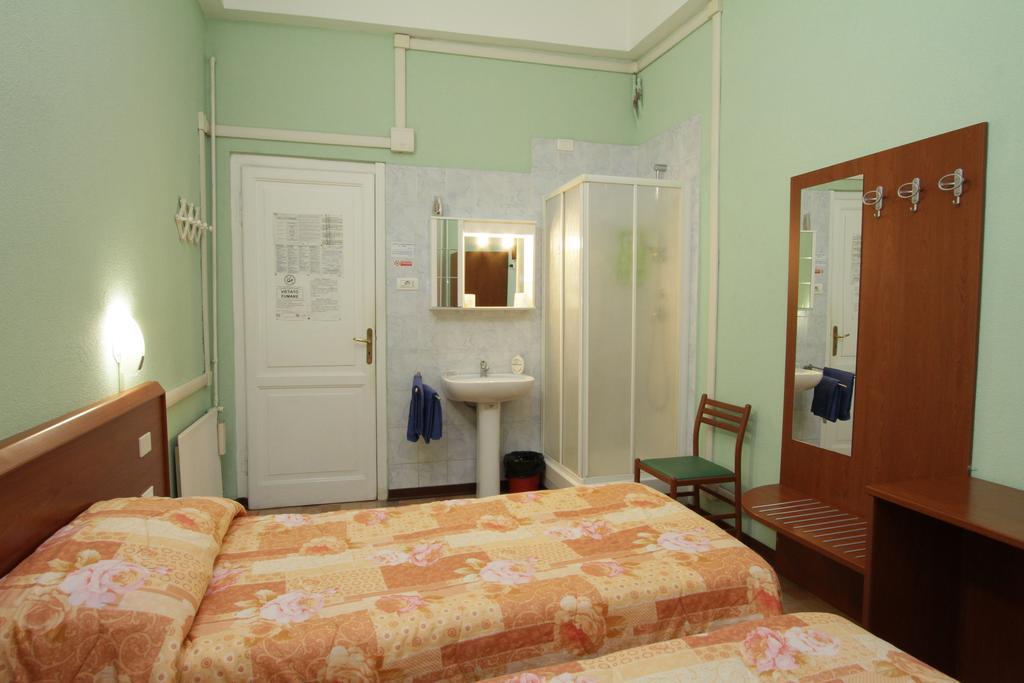 Hotel Barone Genoa Luaran gambar